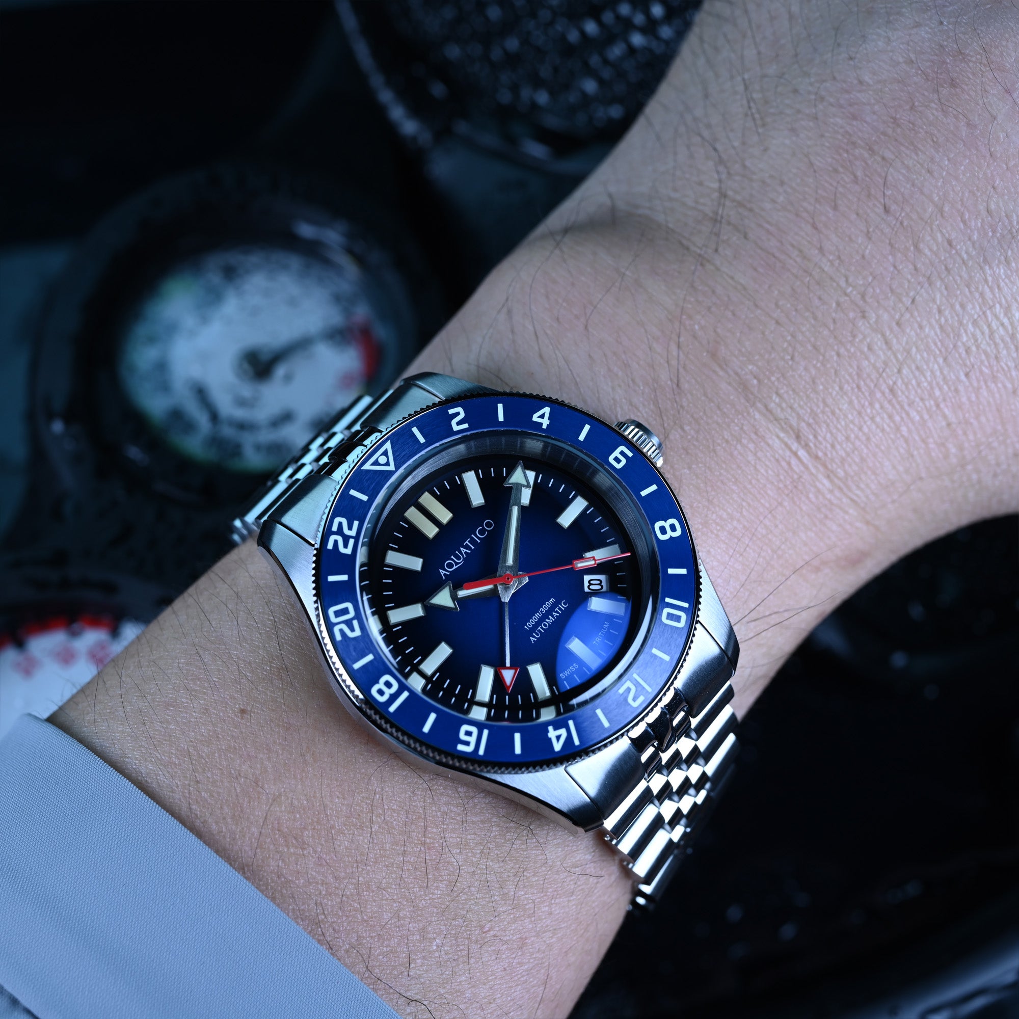 Blue dial automatic GMT tritium dive watch