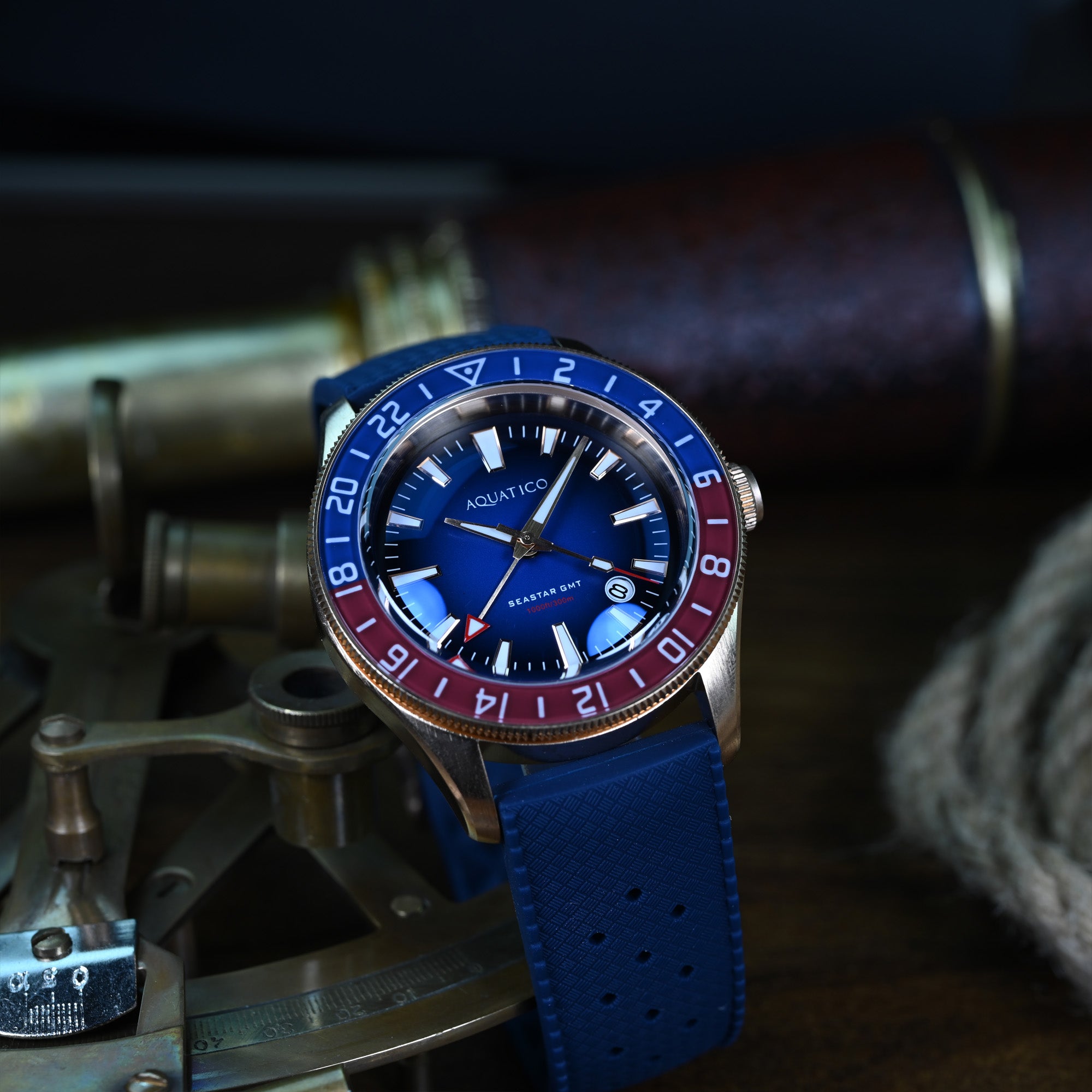 Bronze GMT Automatic Watch Blue Sunburst Dial