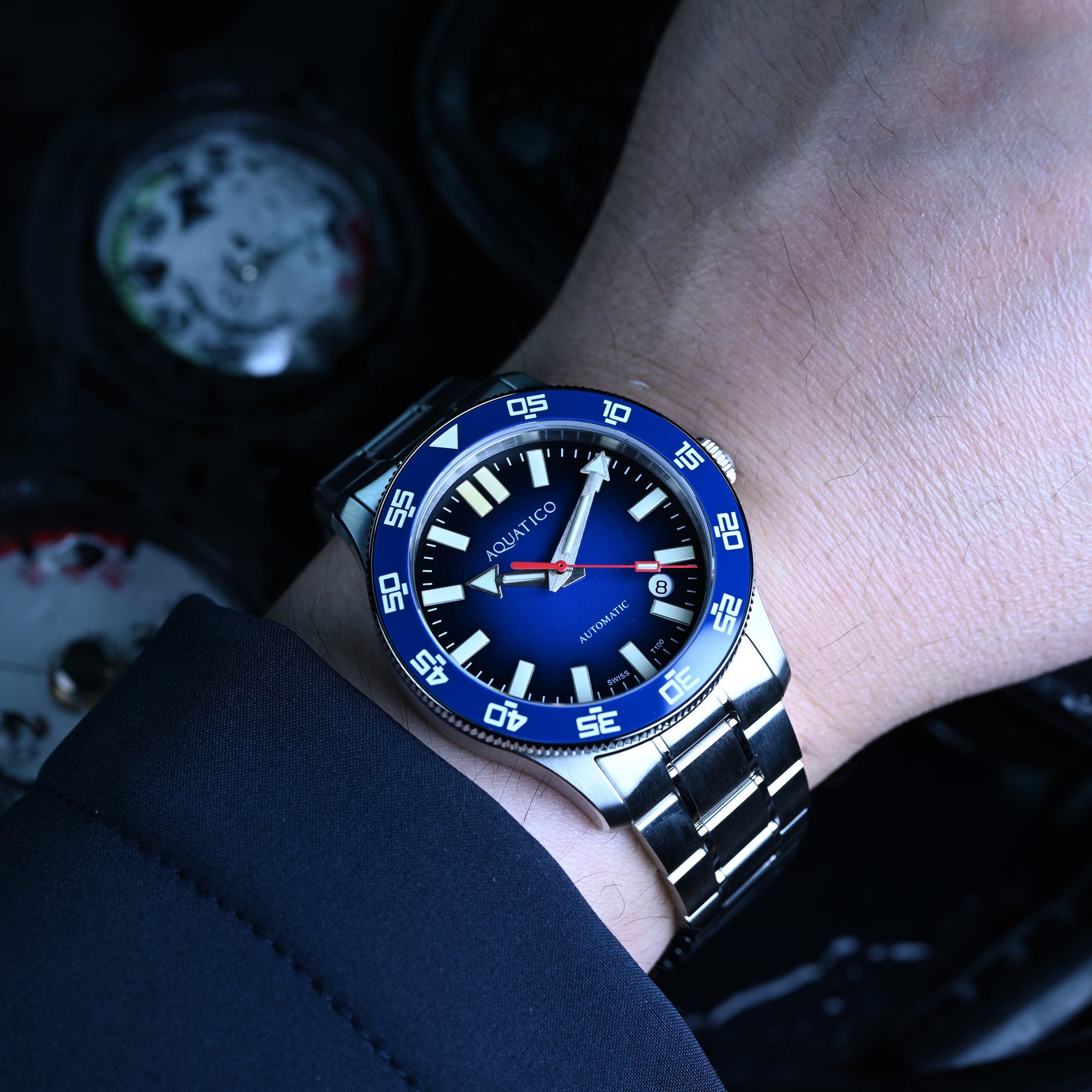 Blue Dial Automatic Tritium Dive Watch with Swiss T100 Tubes