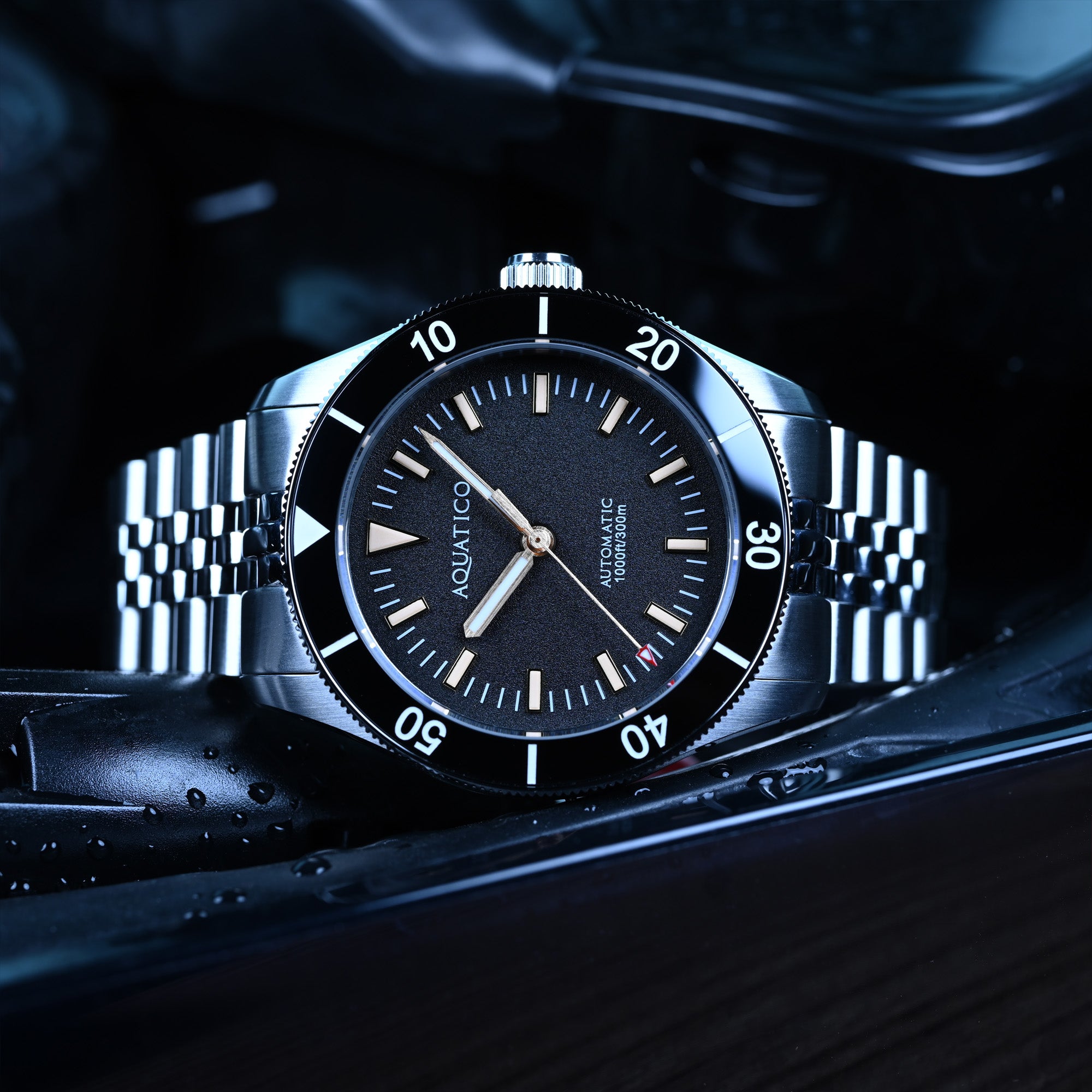 Vintage Style No Date Black Dial Automatic Dive Watch