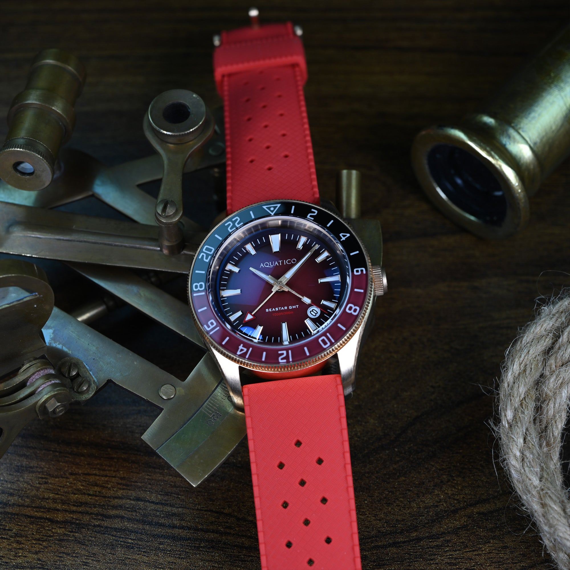 Automatic Bronze GMT Watch Red Dial
