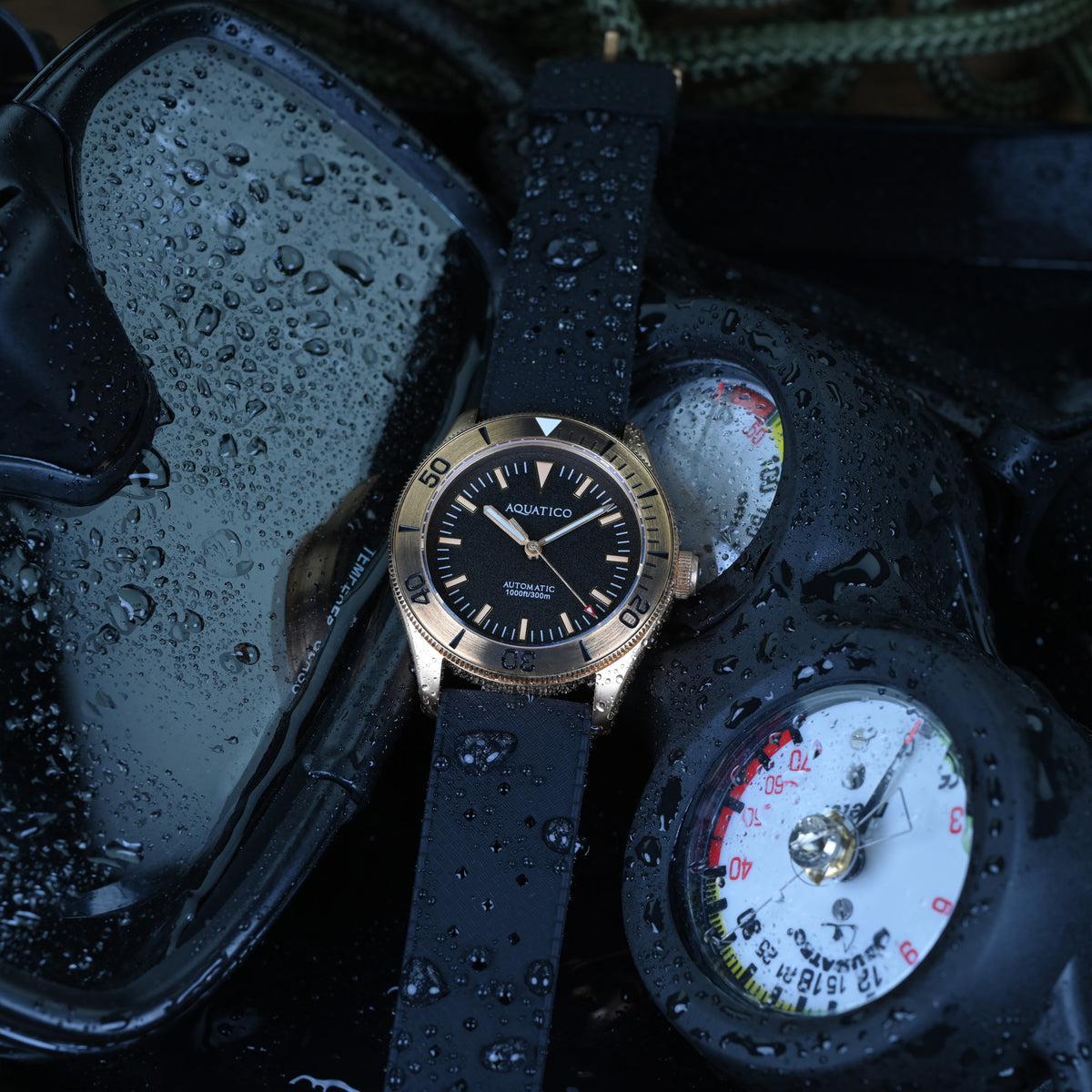 Vintage Bronze Dive Watch Black Dial – Automatic Tritium Diver Under ...