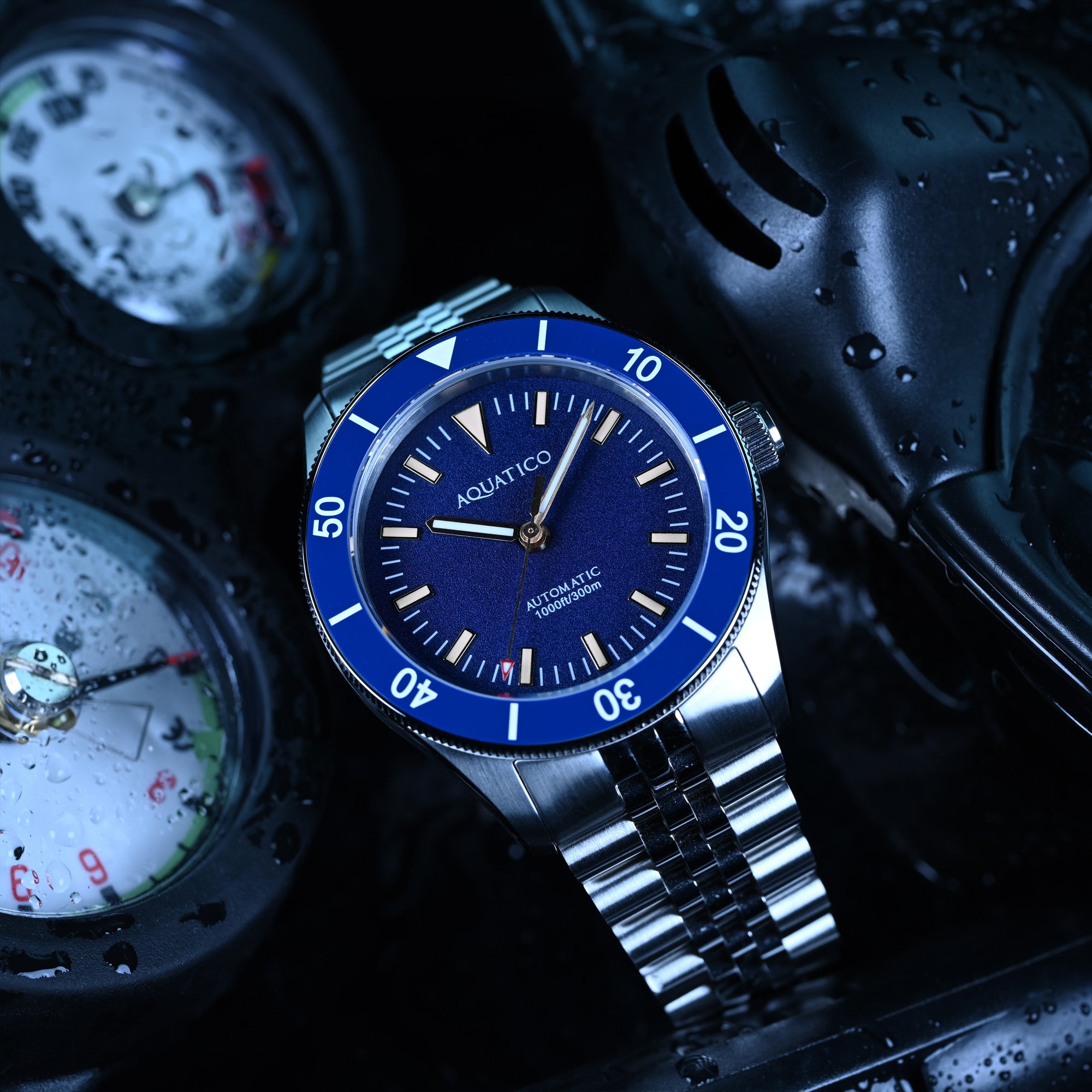 Microbrand No Date Blue Dial Automatic Dive Watch