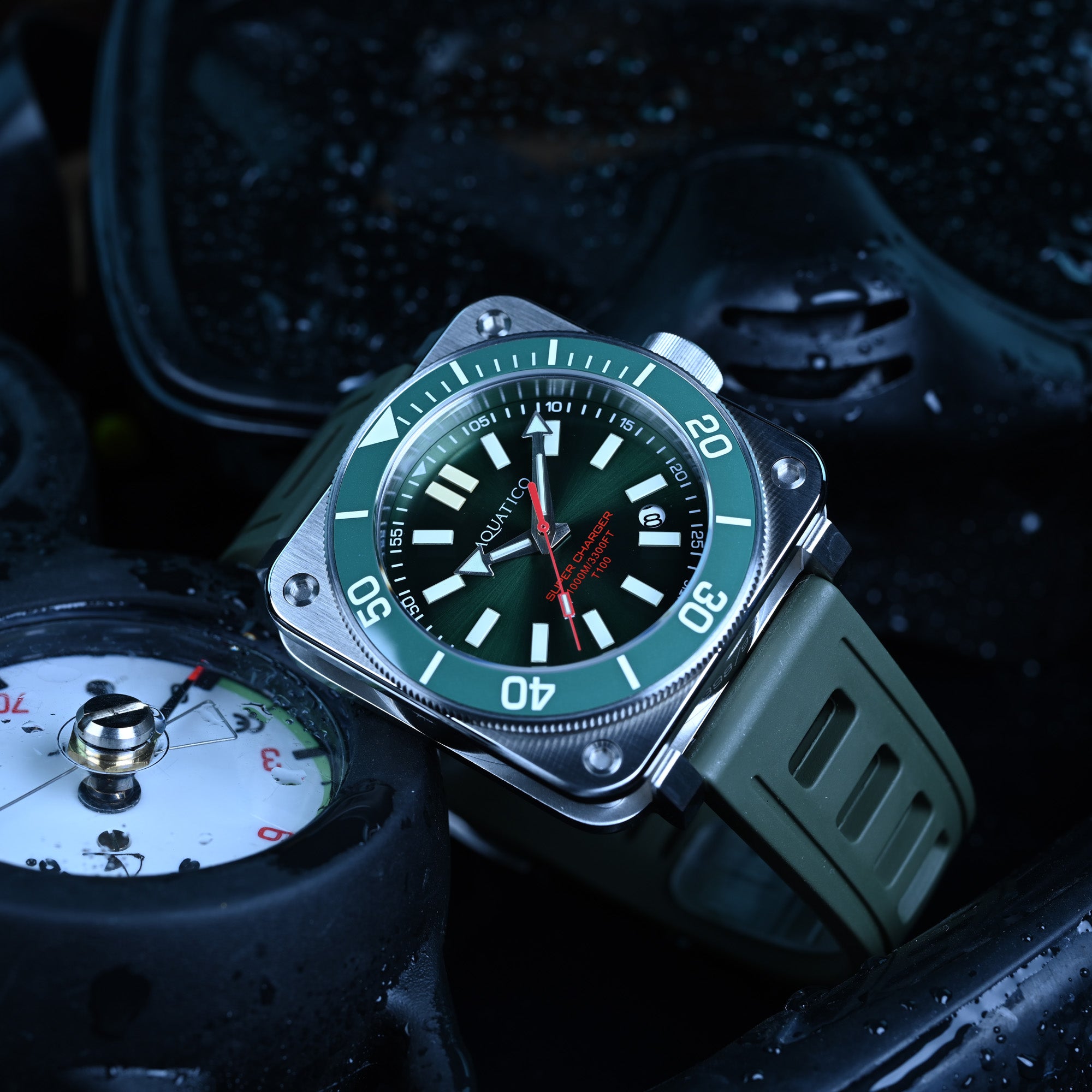 Aquatico Steel Man Green Dial Ceramic Bezel Watch (NH35) - AQUATICO