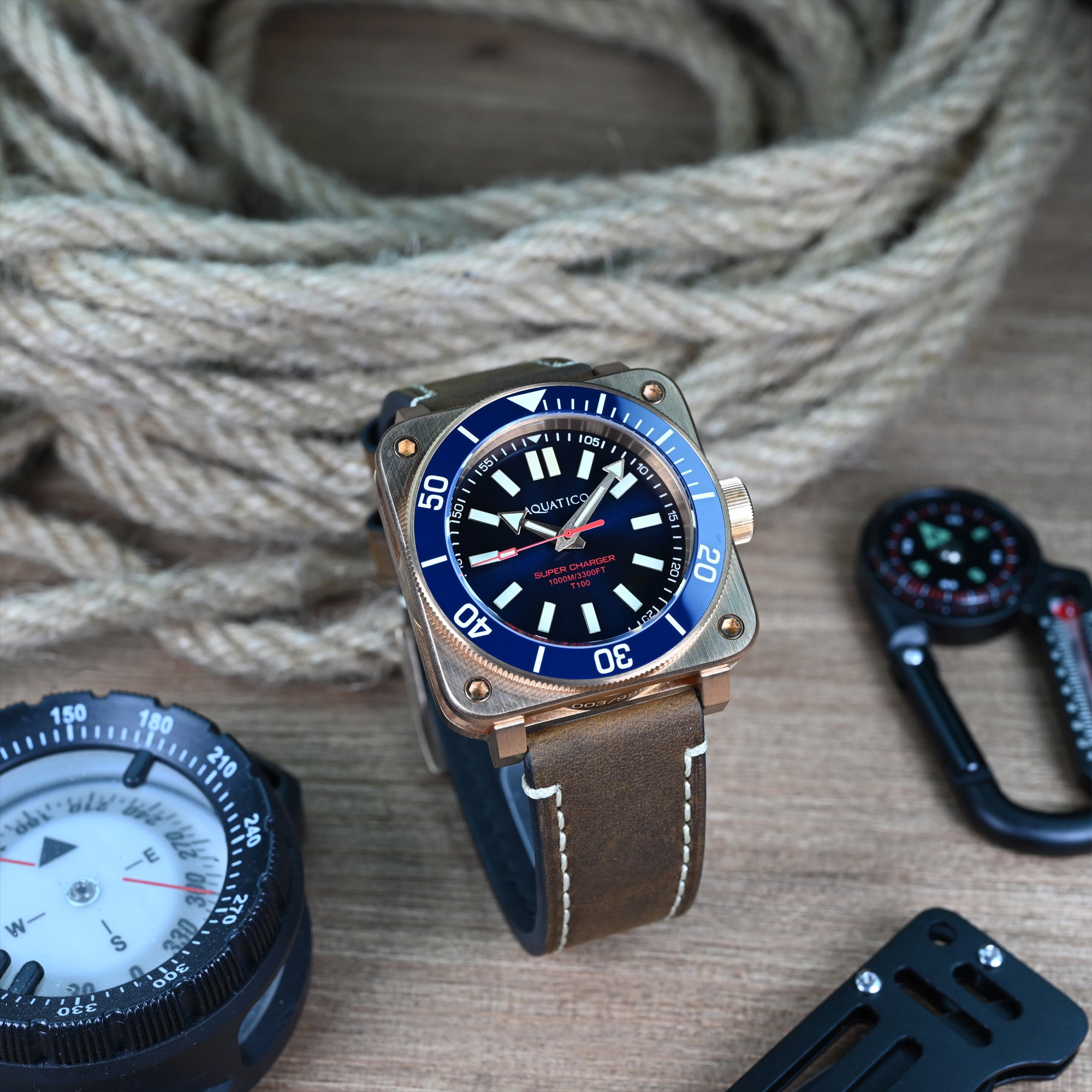 Elevate Your Style: Aventurine Dial Pilot Watches for Men – AQUATICO