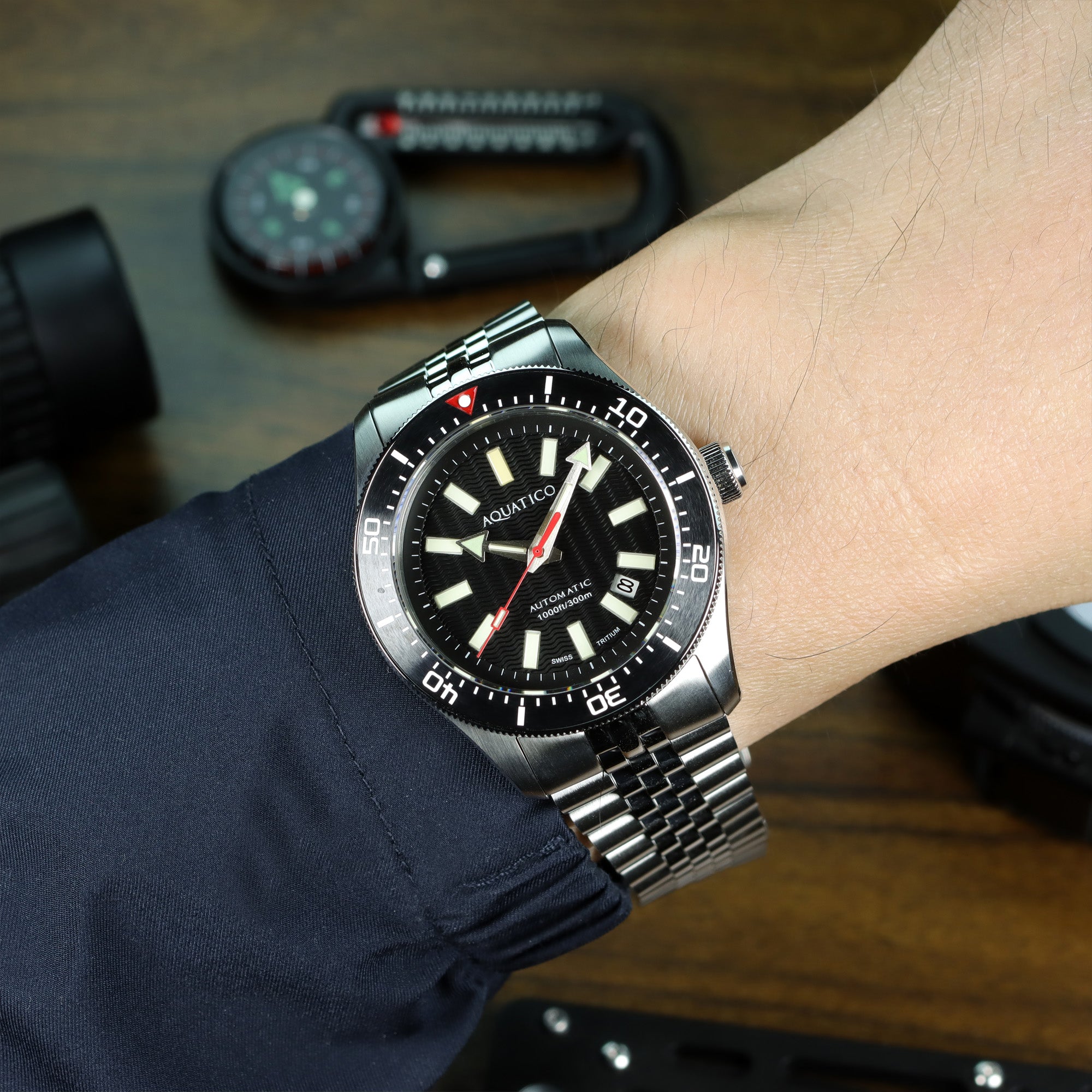Aquatico Steel Man Blue Dial Ceramic Bezel Watch (SWISS MADE